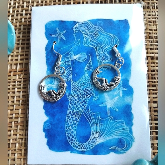 New in Package Mermaid Earrings - Picture 1 of 11